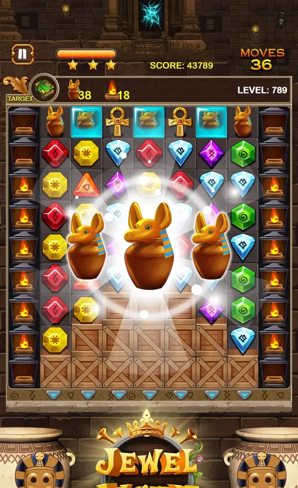 Jewel Ancient Pyramid Treasure: Level 789 mit Kanopenkrügen als Zielobjekten und Zugzähler